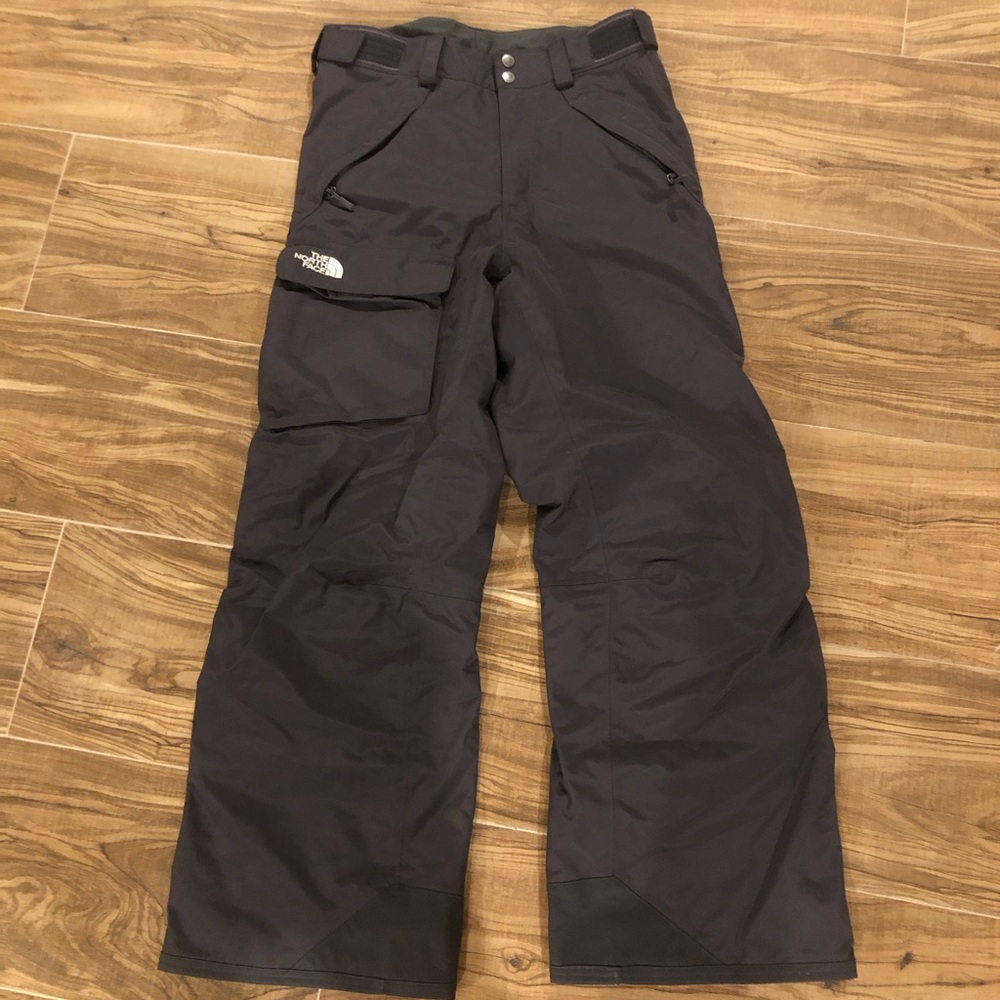 NWOT North Face men’s ski pants size small